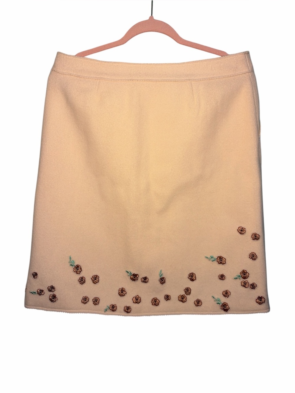 Tocca Vintage Cream Wool and Cashmere Skirt with Embroidered Floral Hem